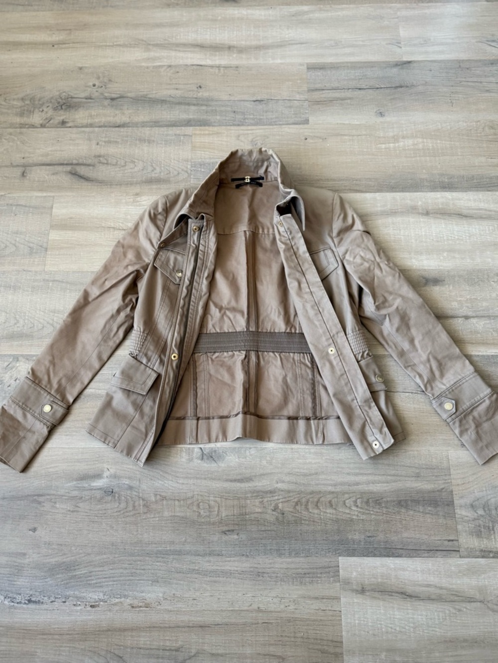 Gucci Tan Khaki Cotton Utility Safari Jacket - US 6 (IT 42) - Picture 4 of 8